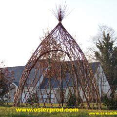 Cabane en osier vivant