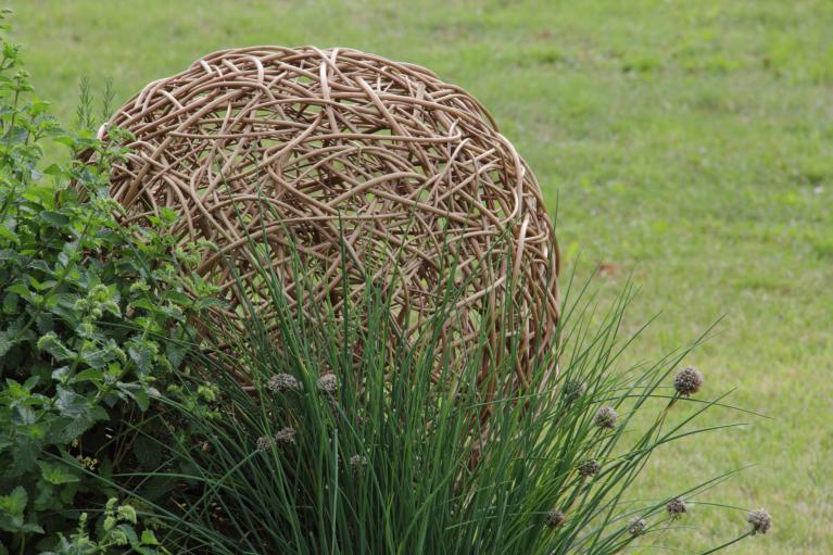 une boule en entrelacs